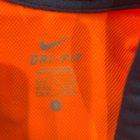 Women’s Nike Jersey/shirt - Picture 4 of 4